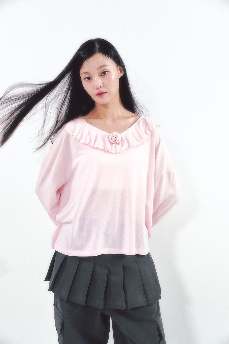 Rose Brooch Frill Long Sleeve Pink