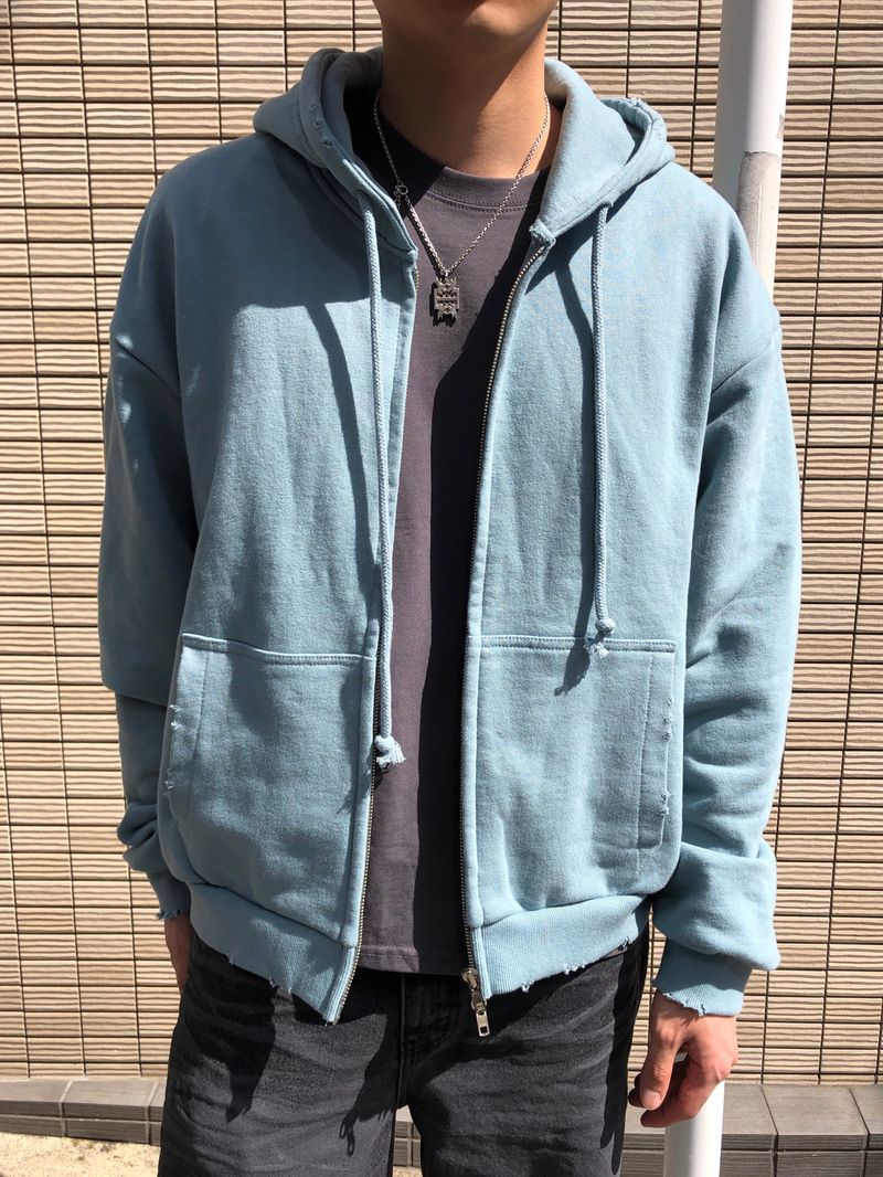 DAMAGE HOOD ZIP-UP