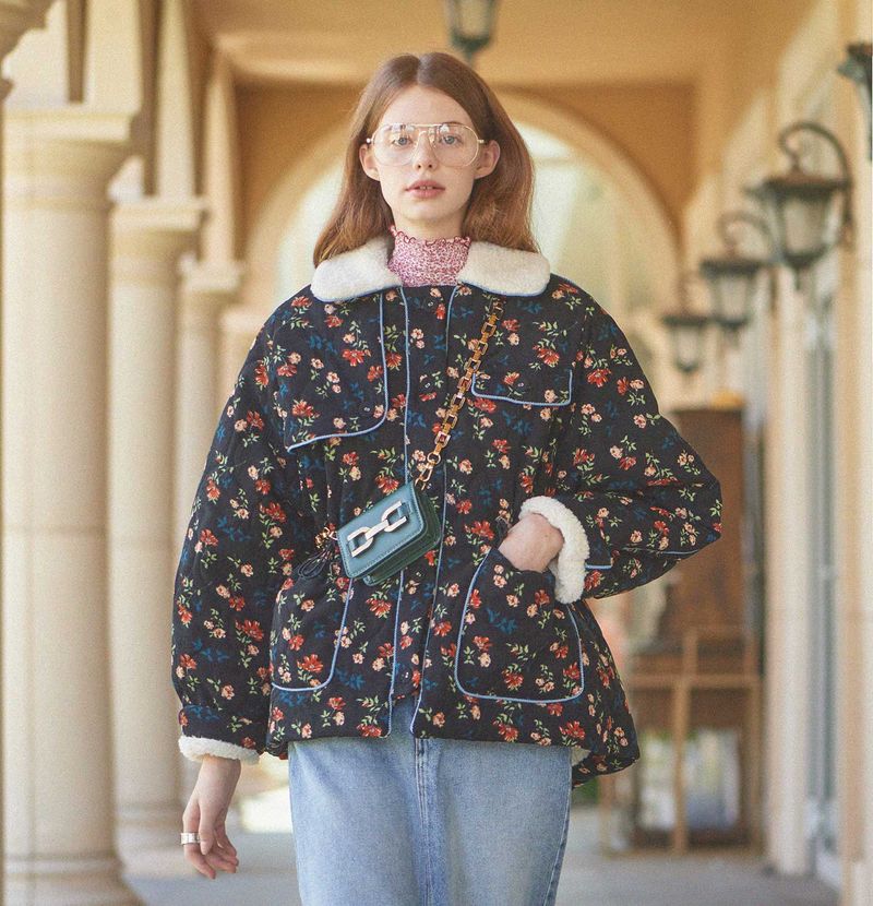 Flower Fleece Quilted Jacket (Black)