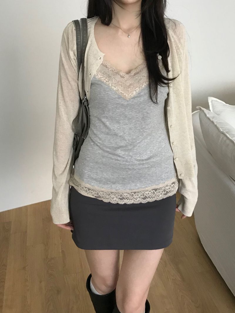 Cindy Lace Sleeveless (one color)