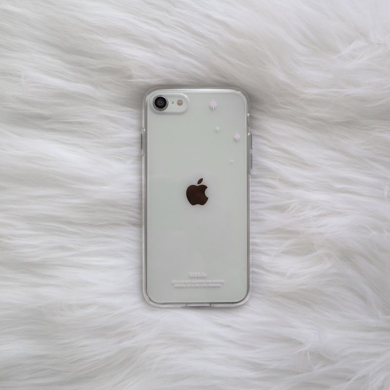 hioo（ハイウ）の「first snow case.（Smartphone Accessories）」