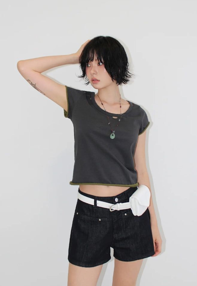 AAKE(アケ)の「DAMAGE COLOR-BLOCK TEE(Tops)」