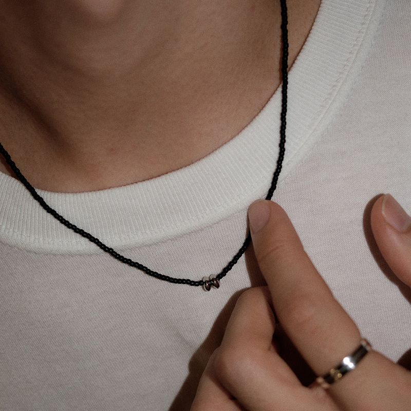 SILVER DONUT NECKLACE BLACK (M)