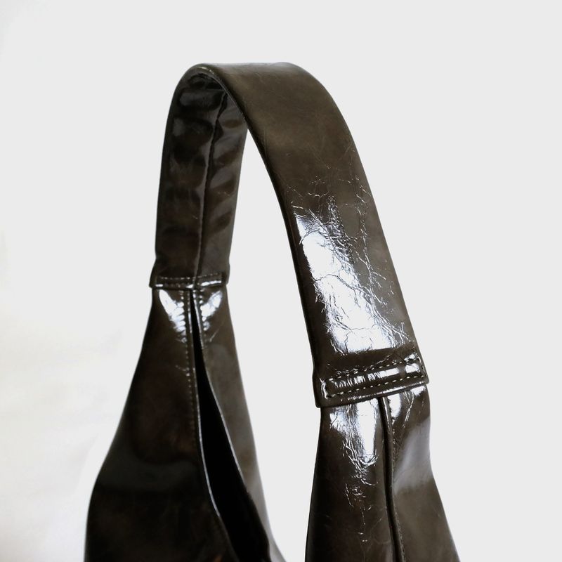 figure gloss khaki
