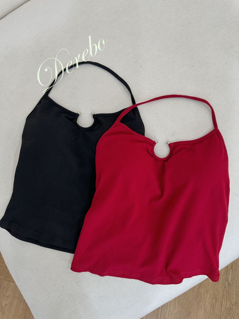 Back strap chain pad sleeveless t-shirt