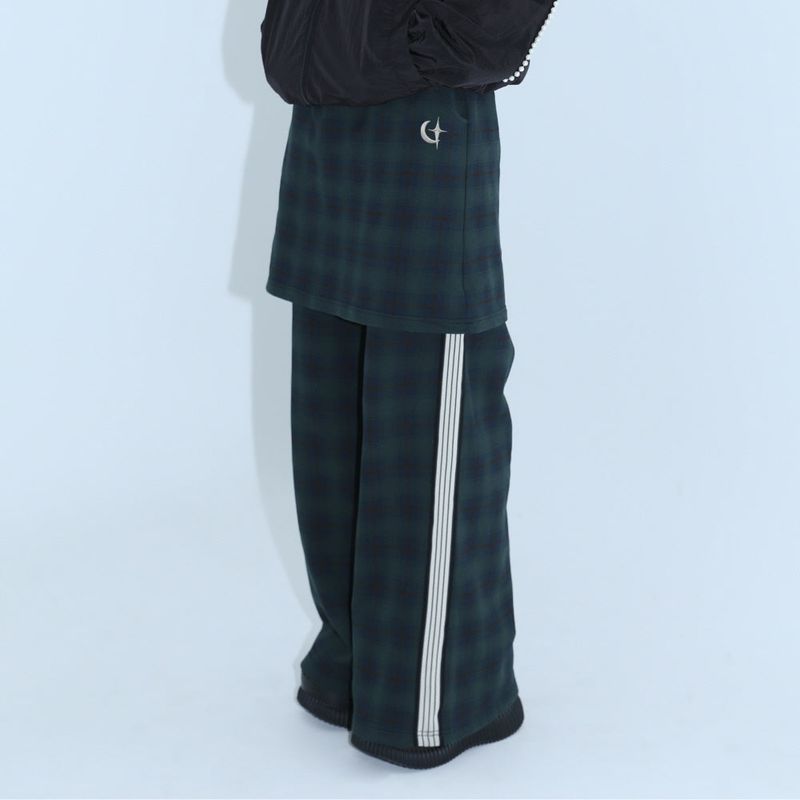 CLUT STUDIO(クラットスタジオ)の「ZEPETO X layered skirt pants - GREEN(Skirts)」