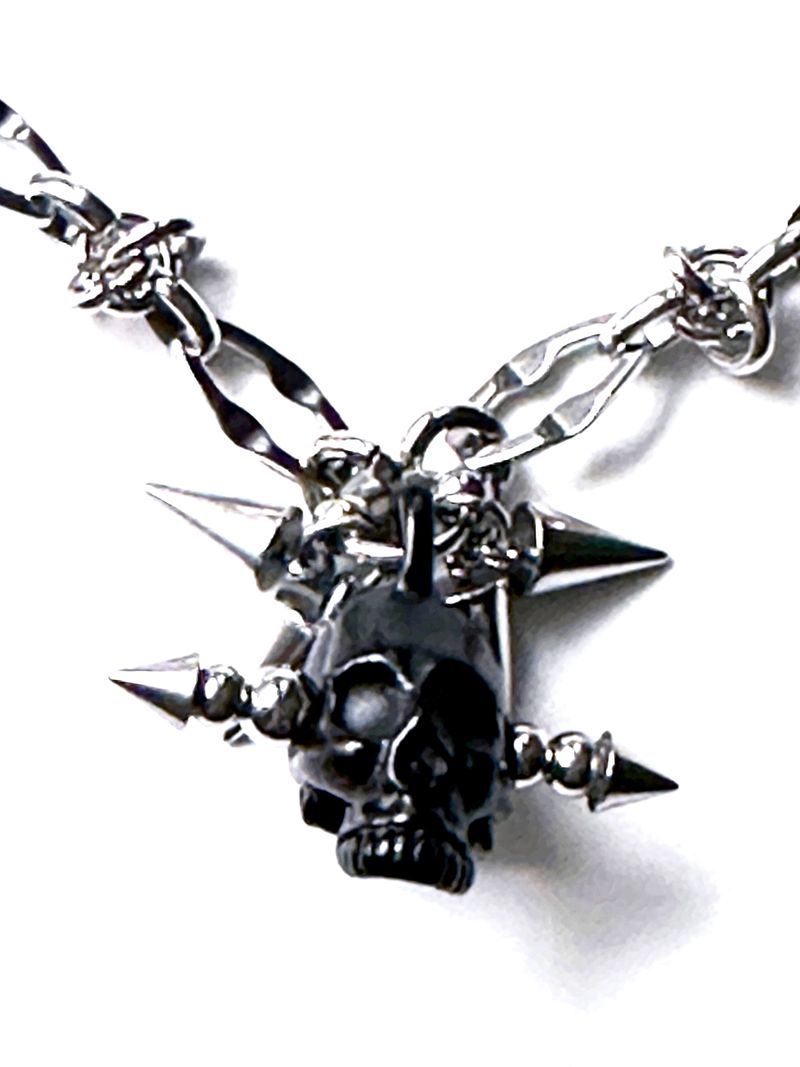 BUZZERBE(ブザービー)の「Horned Skull Barbed Necklace (size: 2type)(Accessories)」