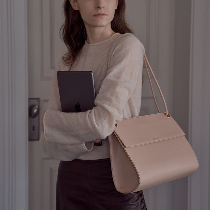 STILL Bag (Salmon Beige)