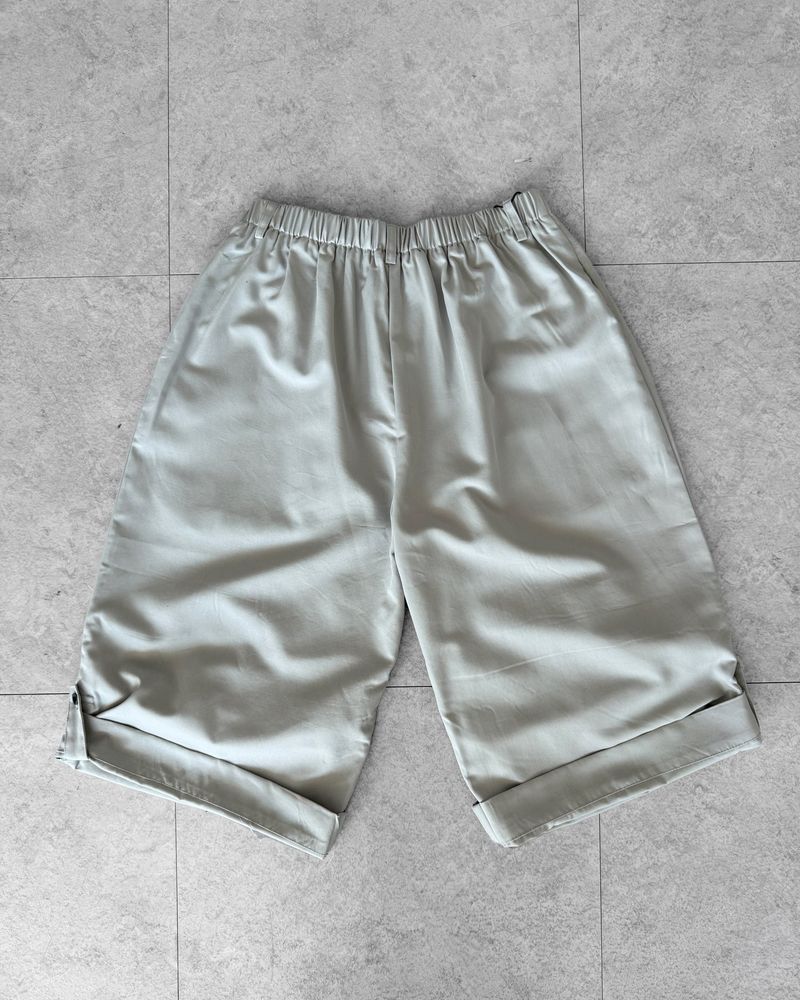 BUBBLE ROLL-UP BERMUDA PANTS