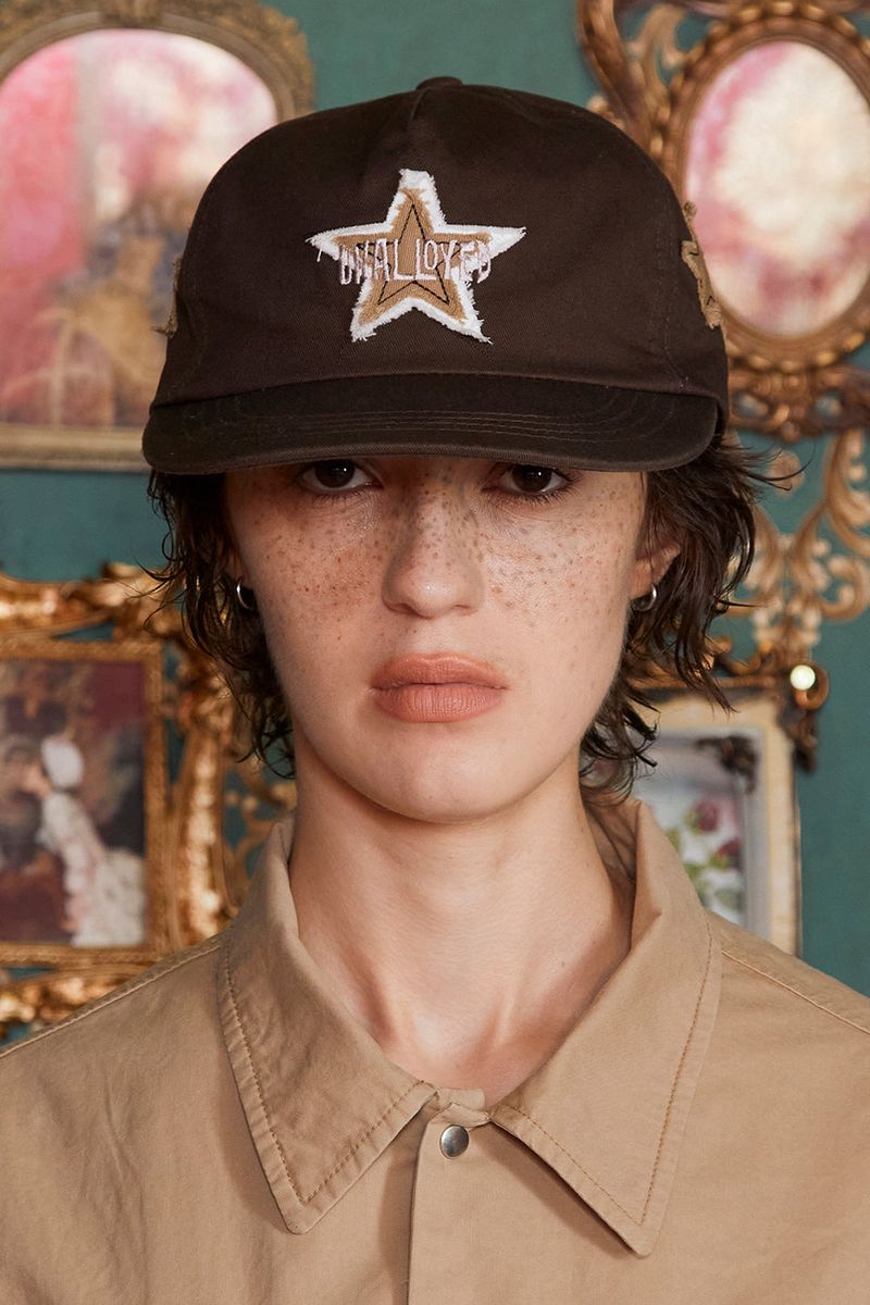 UNALLOYED（アナロイド）の「LOGO STAR CAP / BROWN（Hats）」