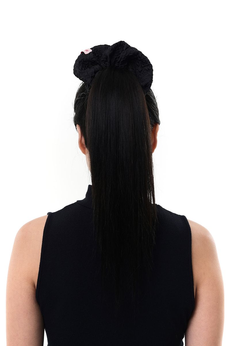 FLUFFY SCRUNCH / BLACK