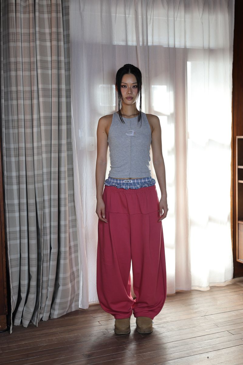 BFEEP（ビーピーピ）の「 check'n sag pants_pink（Pants）」
