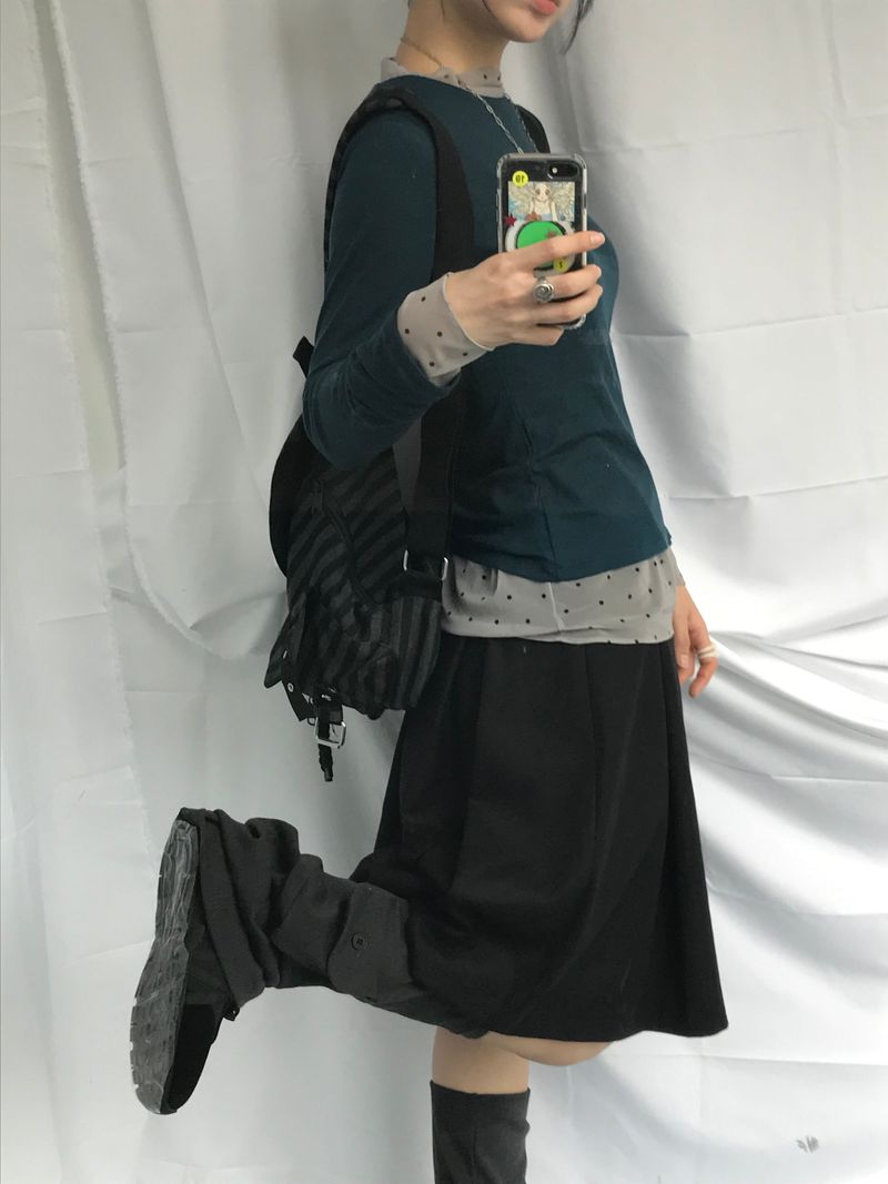 veloni basic bell pleats skirt