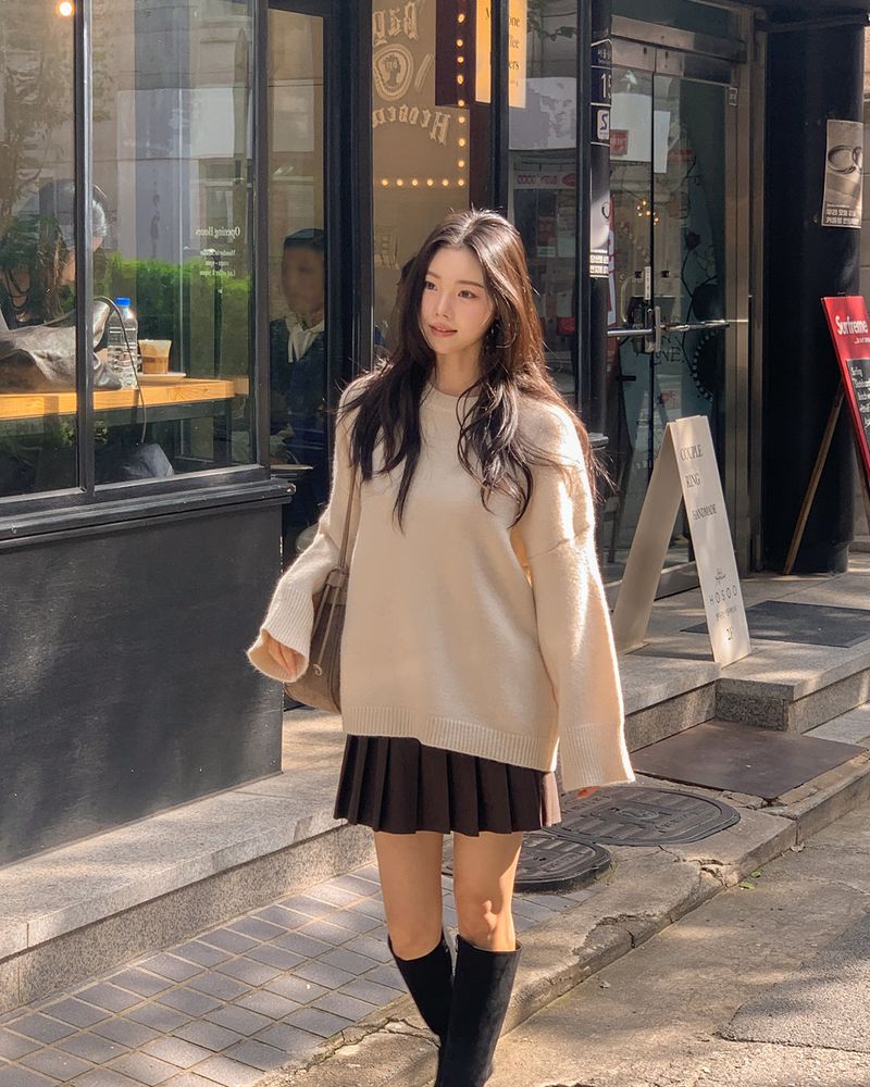 Tena pleated mini skirt (with inner pants)