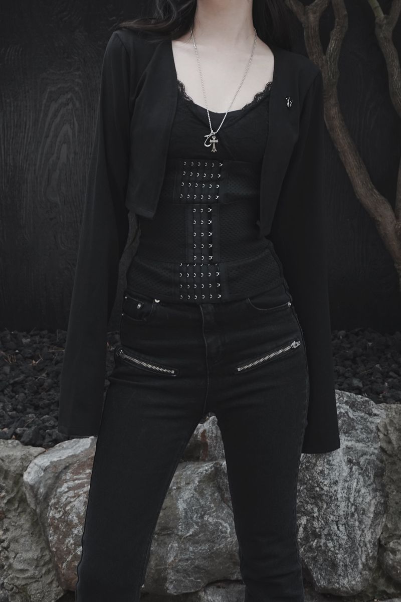 minimal seal cropped bolero