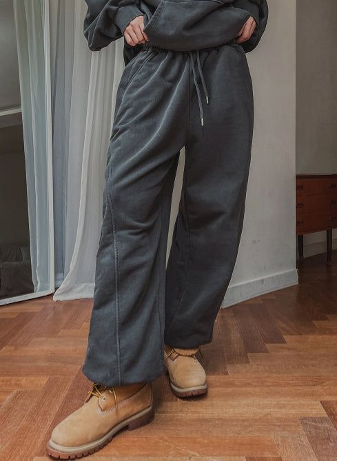 Pig incision setup training jogger pants
