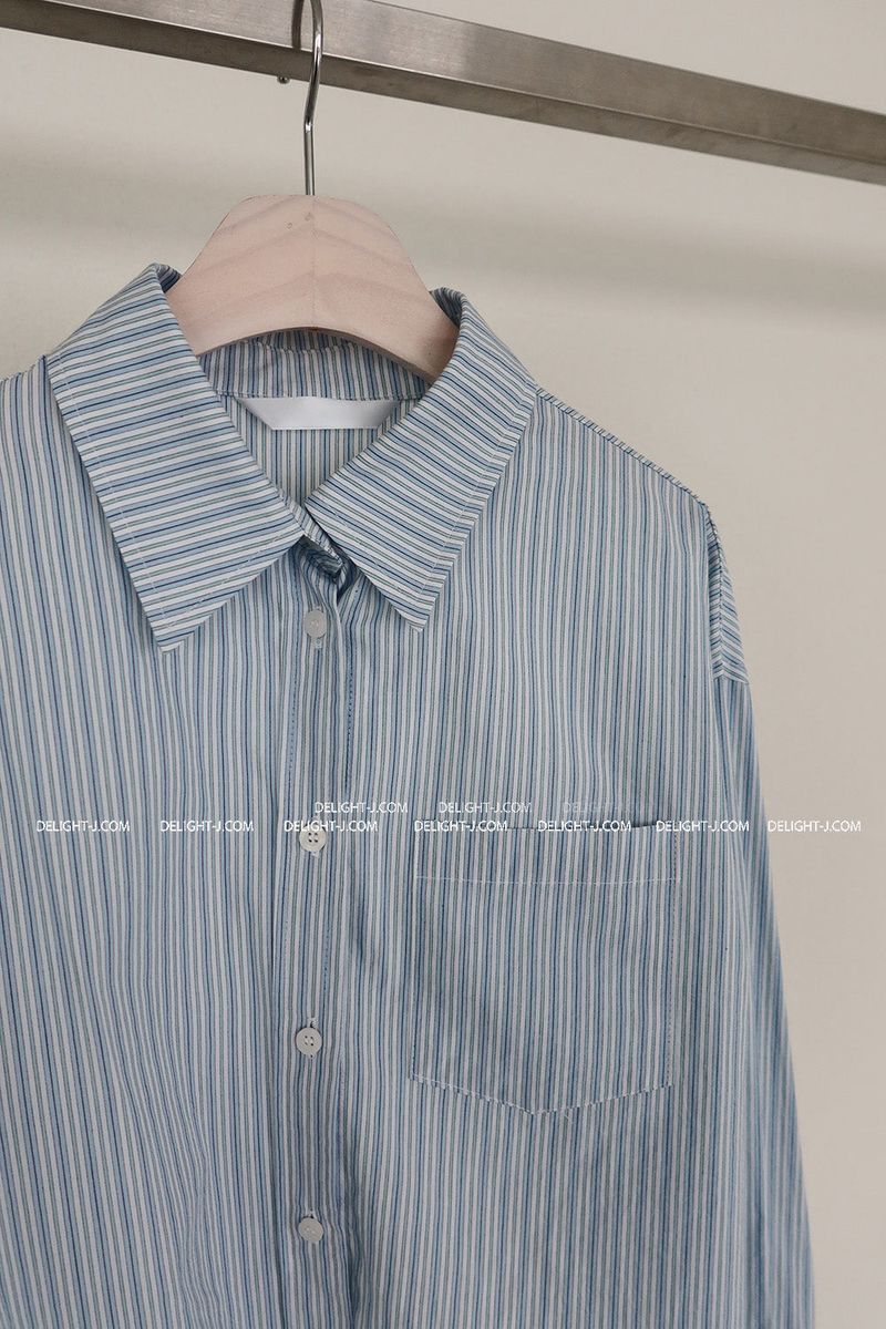 a bunny summer cropped shirt