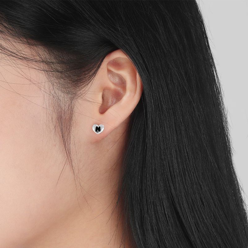 N LOVE EAR