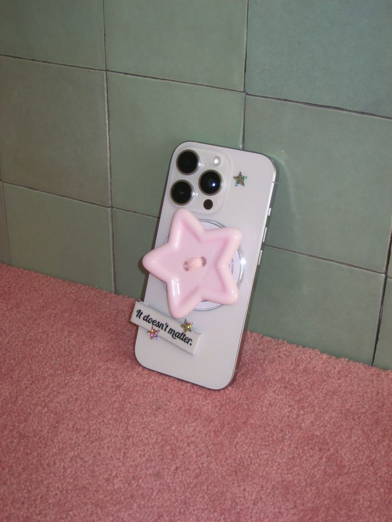  Strawberry milk candy button tok, Mag safe