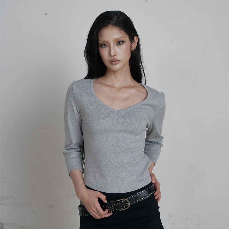 C 90S LINE V-NECK T-SHIRT_GREY