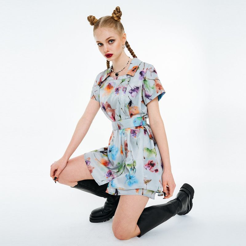 OTHER-worldly（アザーワールドリー）の「Square Neckline One-piece [Watercolor Flower]（Dresses）」