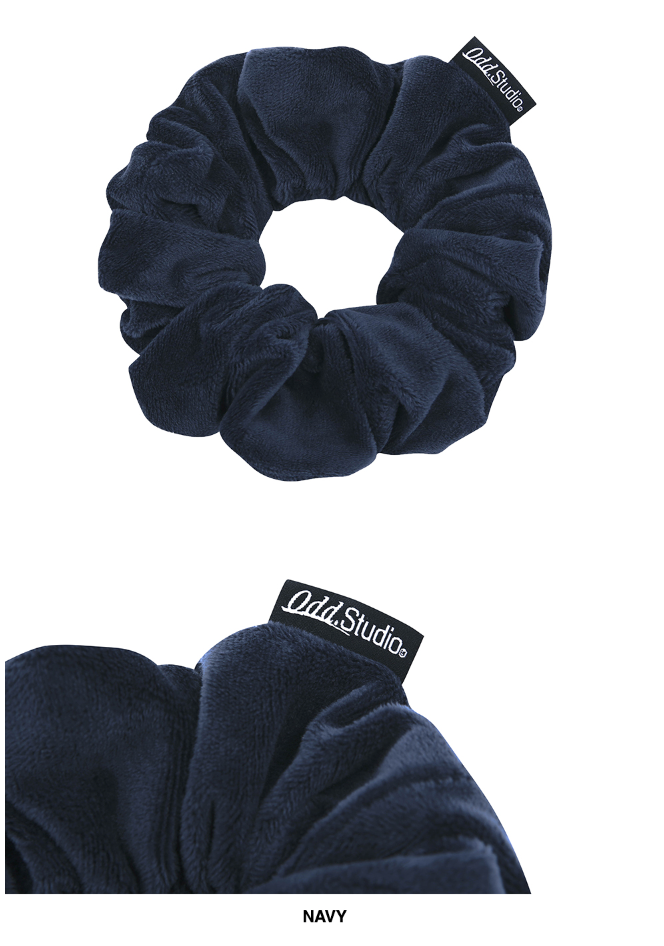 VELOUR SCRUNCHIES