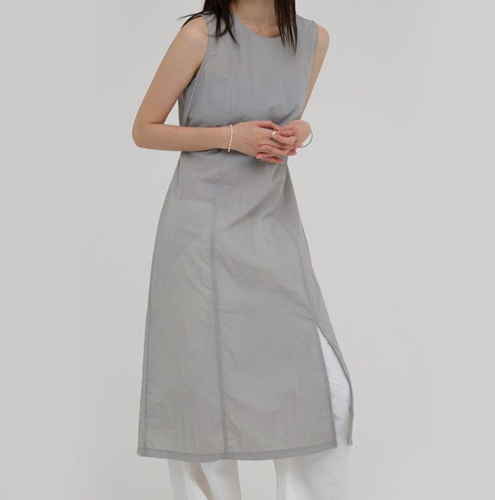 blitti（ブリッティ）の「[Entov] Nylon Crinkle Cutting Slit Sleeveless Long One-Piece -3color（Dresses）」