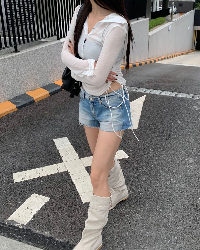 Side string button hoodie