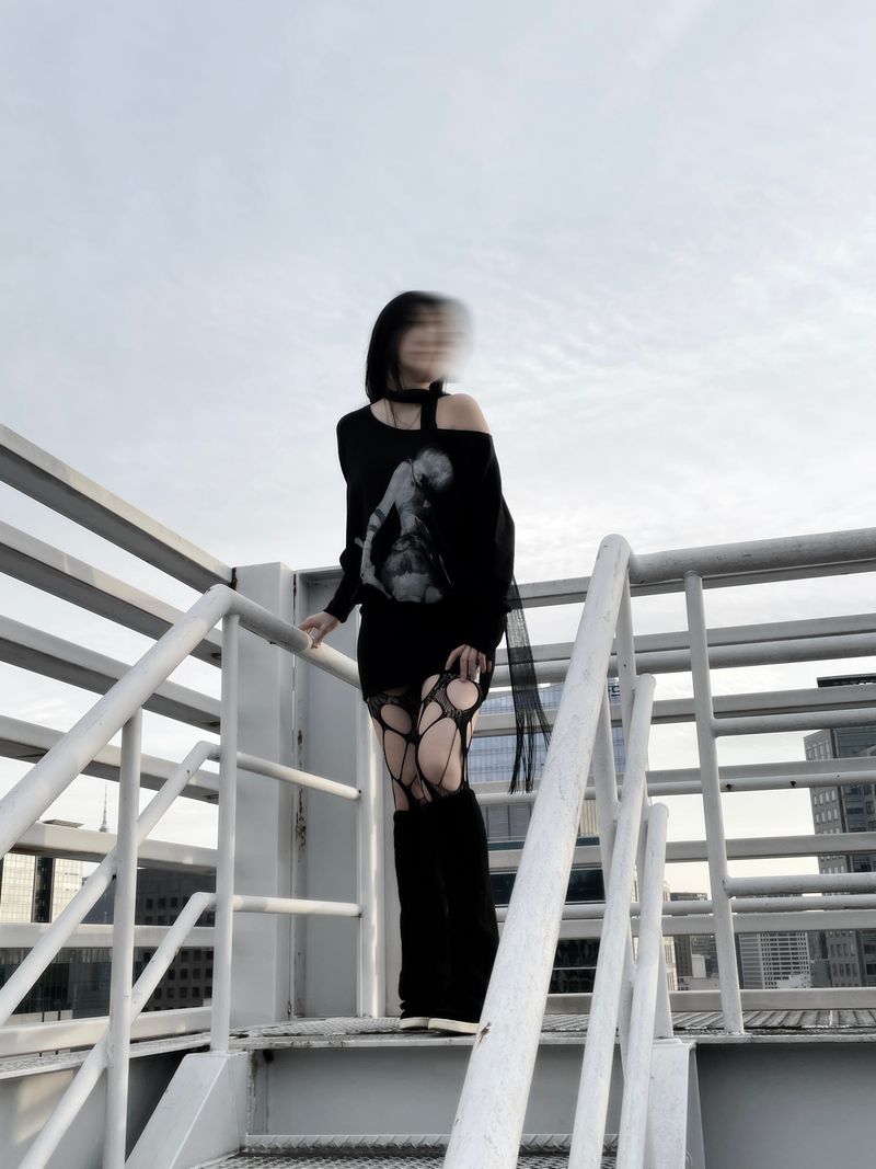 Solstice Dress Top (Black)