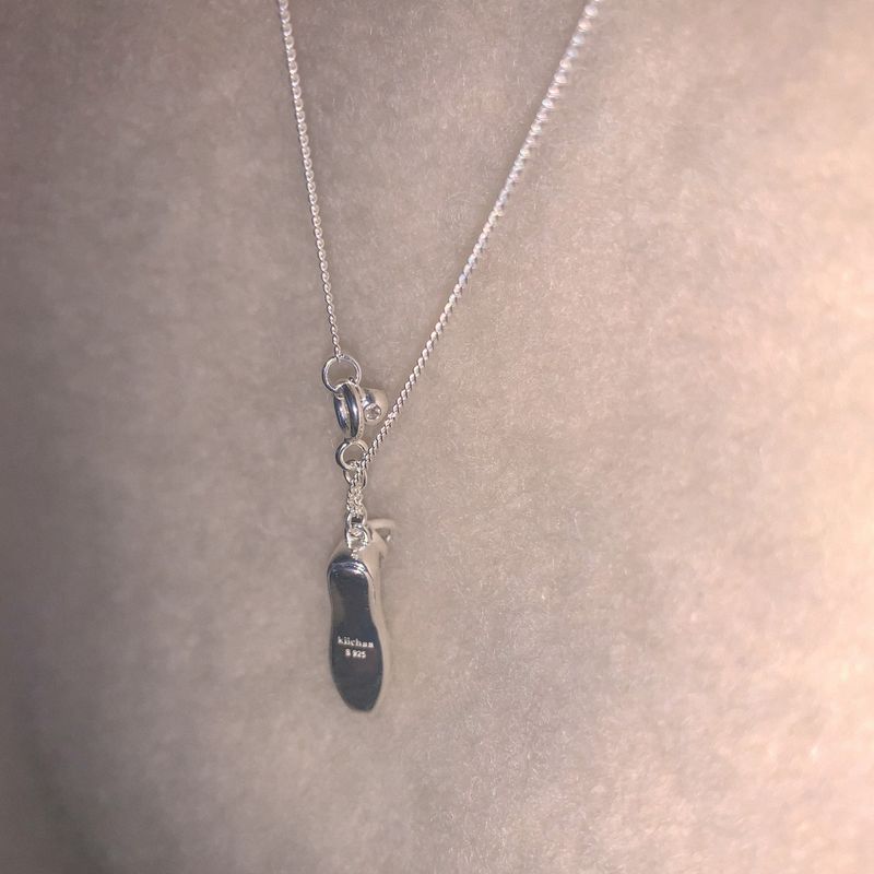 The Ballet Necklace