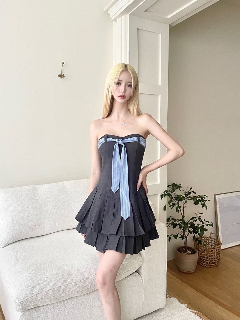 1373. Tie pleats top mini ops