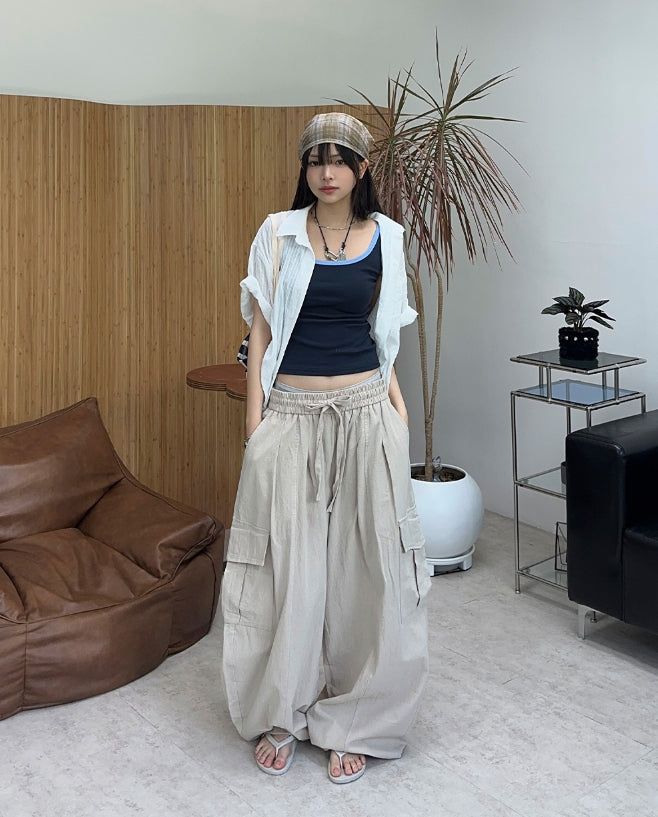 Two-run see-through check scarf