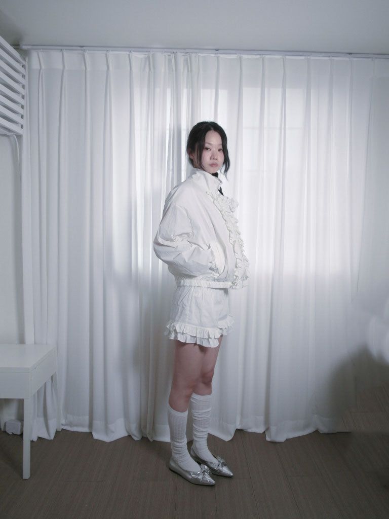 frill race windbreaker set