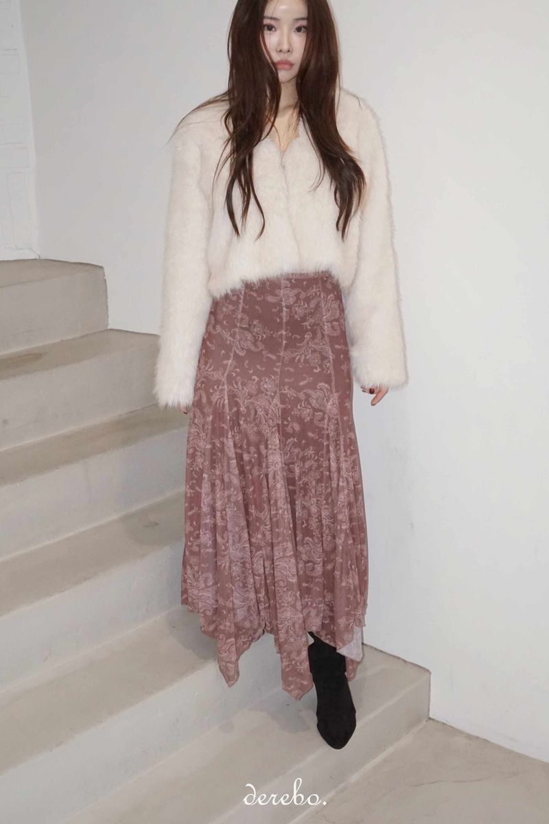 Layer Renaissance Long Skirt