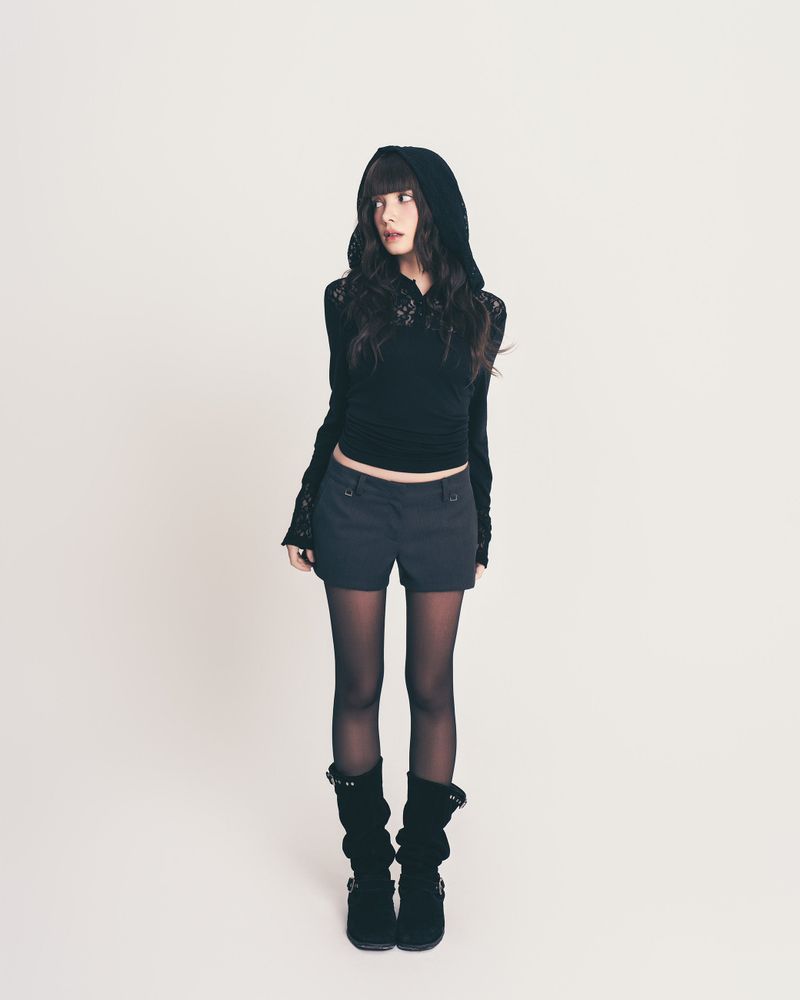square ring low-rise pants