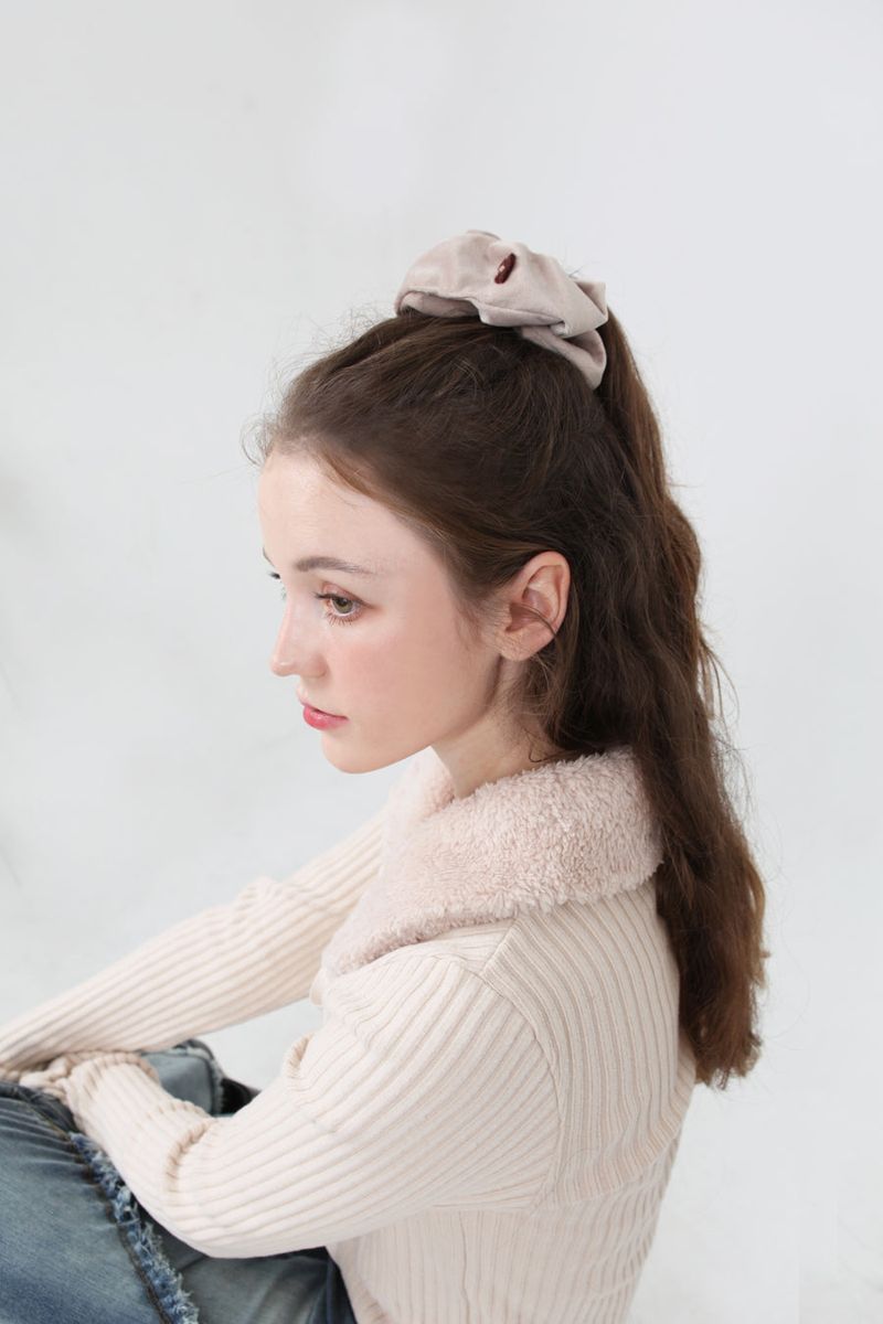 velvet flower scrunch