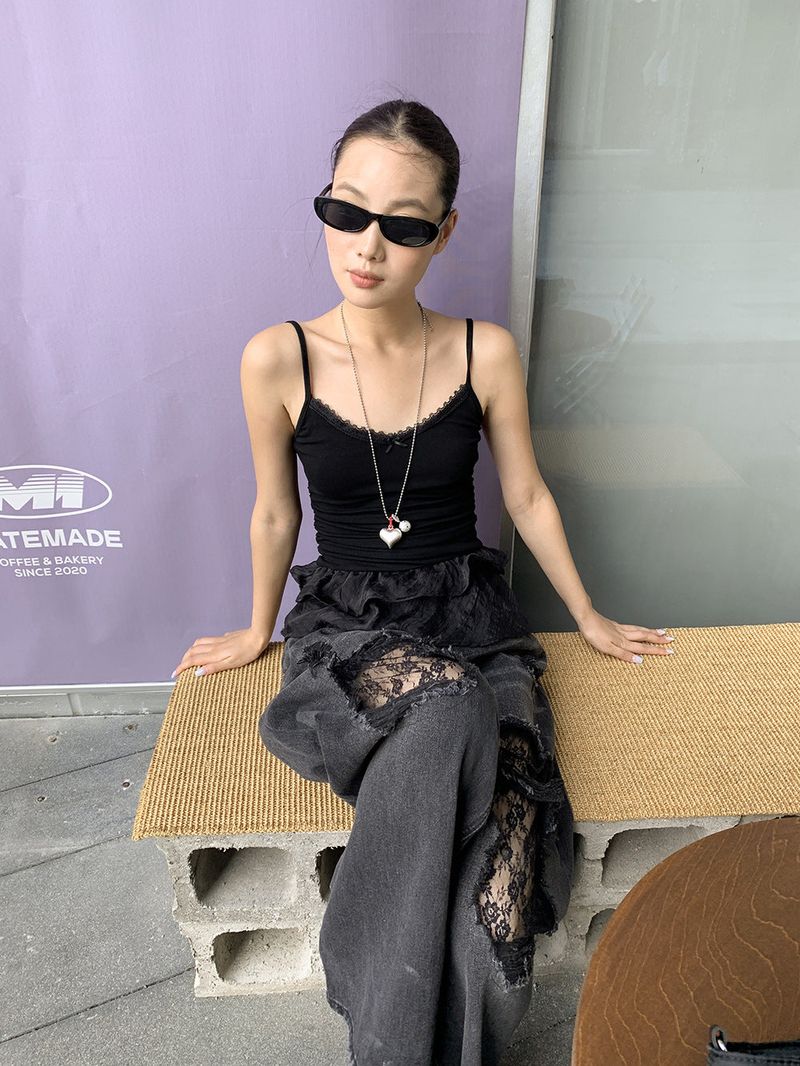 Vintage lace patch black denim pants
