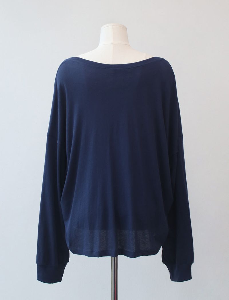 deep v neck loose T
