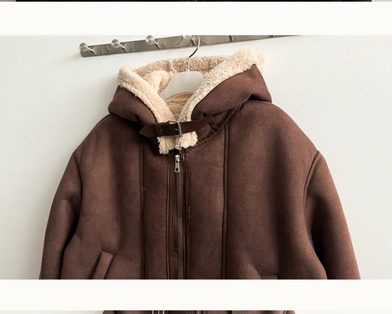 Ronde Cute Hood Mustang