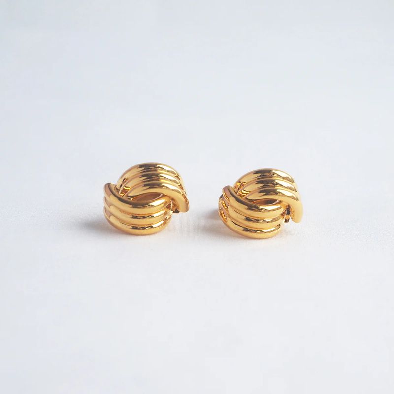 リセピアス