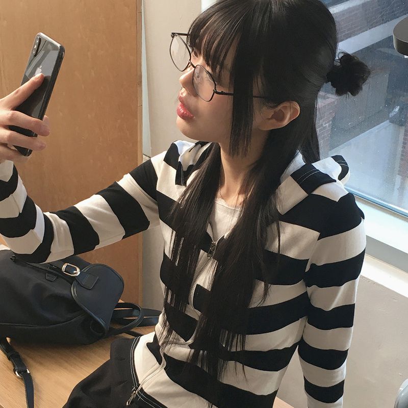 Poit Nerd Metal Thin-rimmed Square Glasses