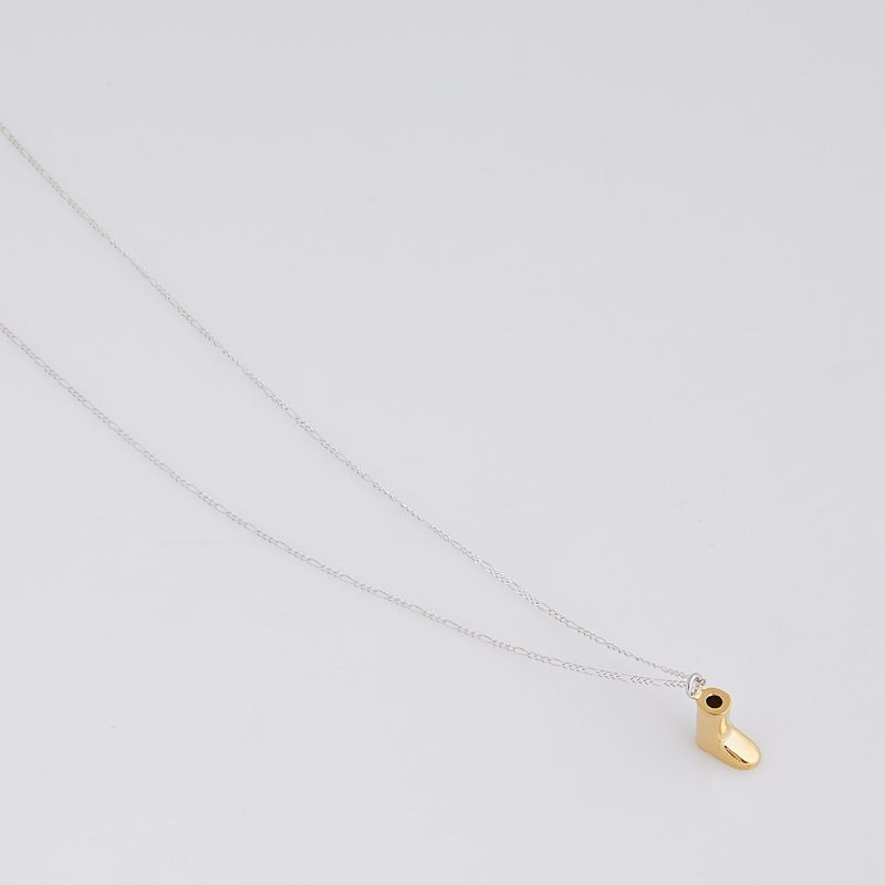 FILLOW(フィロー)の「put on your boots necklace gold plated ver.(Accessories)」