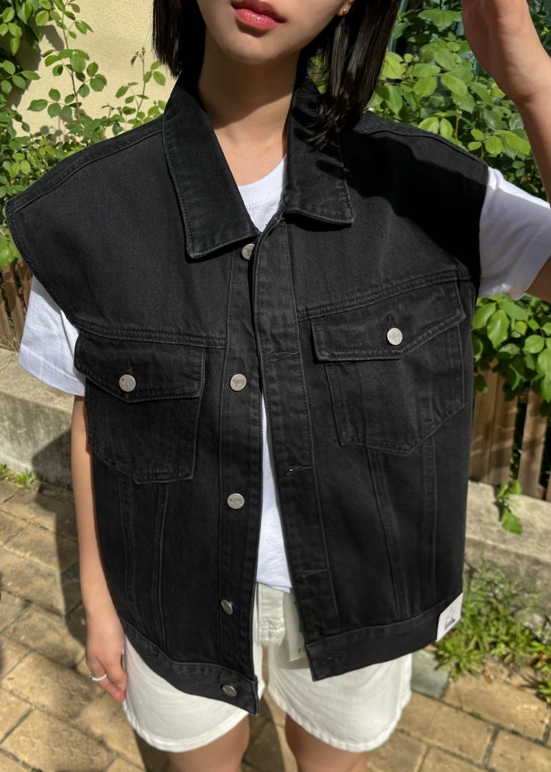 LOOSE FIT BLACK DENIM VEST code 21012