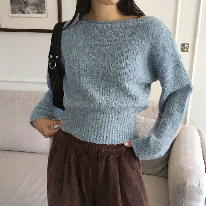 Meld Lip Neck Off-Shoulder Long-Sleeved Knitwear