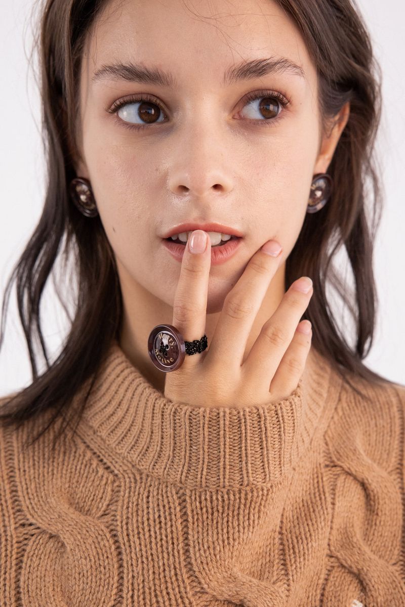 Merry,Motive signature button with knit ring (Wine)