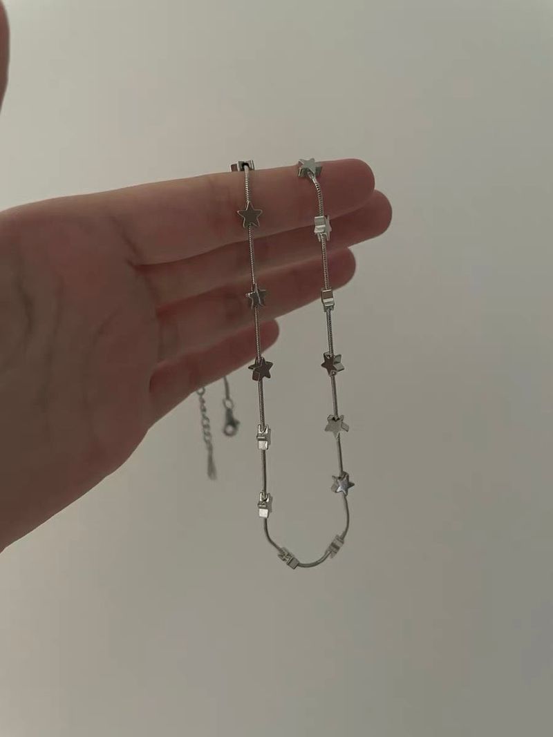 Mini star***point necklace