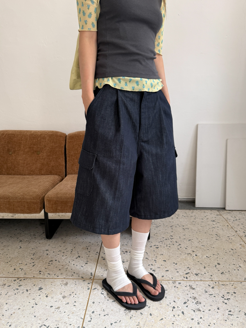 another language（アナザーランゲージ）の「non fade bermuda pants （Pants）」