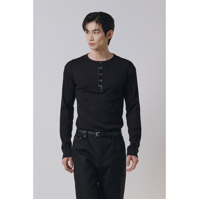 LAURANTSEOUL（ローラントソウル）の「Leather ribbed henry neck long sleeves(Black)（Tops）」
