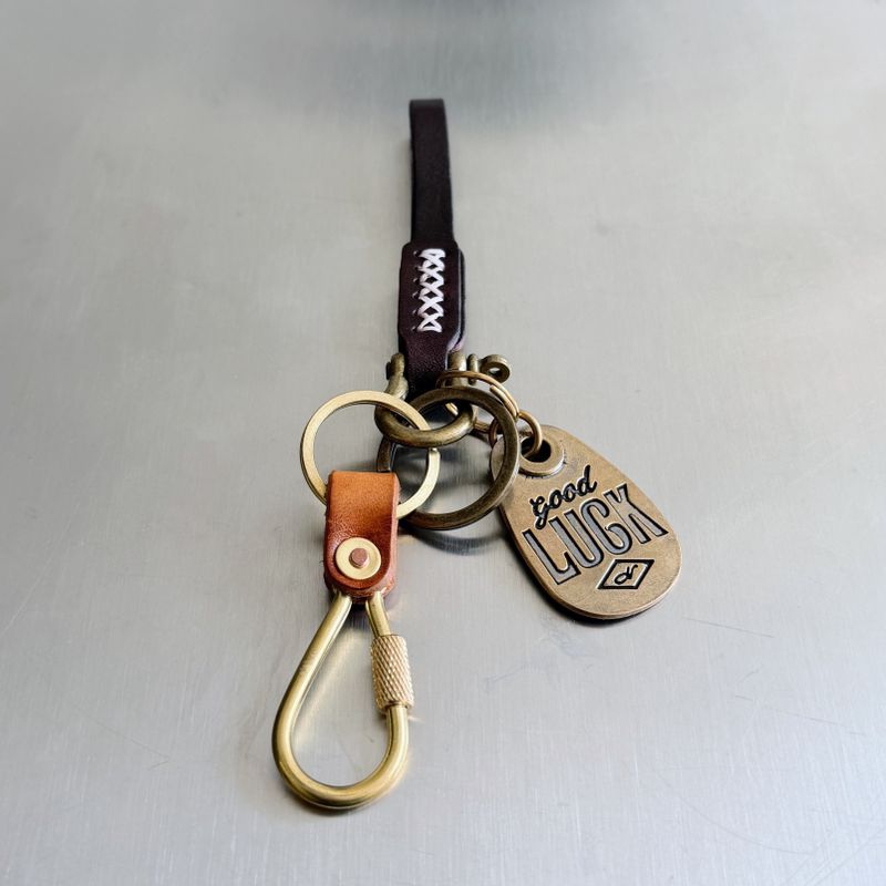 FADE MEET（フェードミート）の「Brass Knot Keychain（Toys/Key Holders）」
