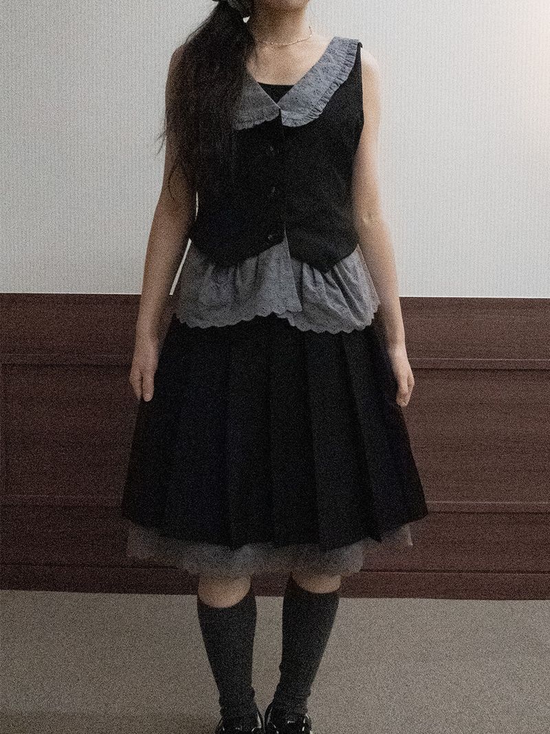 Cherish Bow Vest (black)